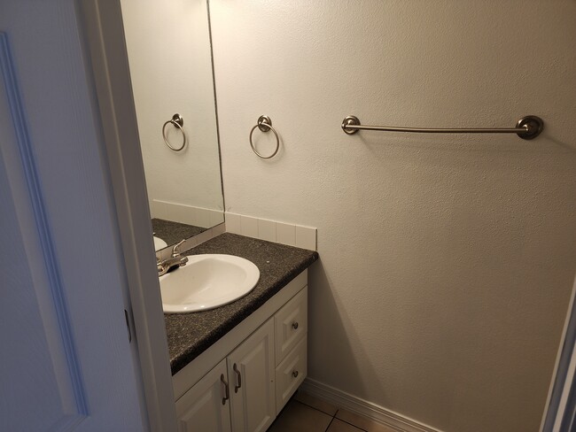 Building Photo - 2751 S Pines Dr