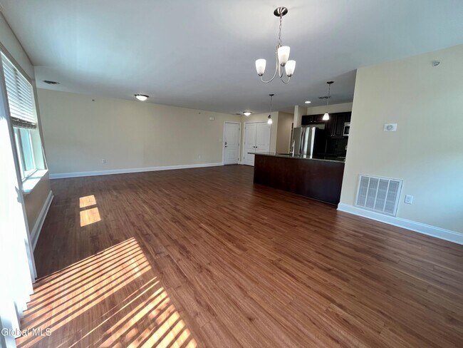 Building Photo - 74 Weibel Ave