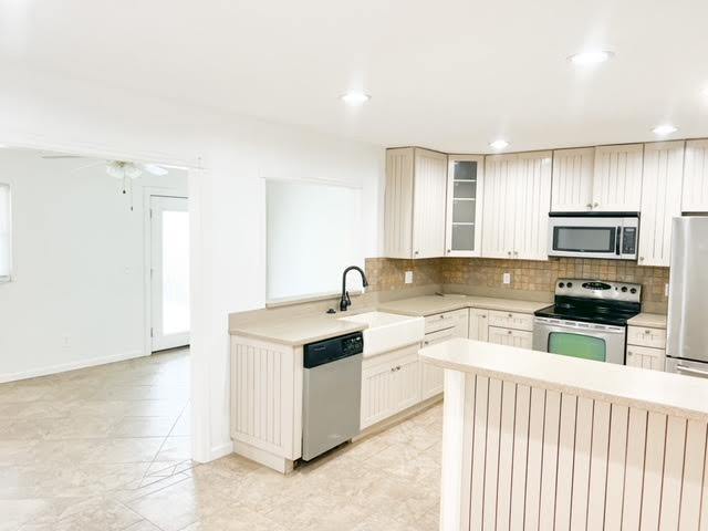 Building Photo - 200 Cedar Hill Ln