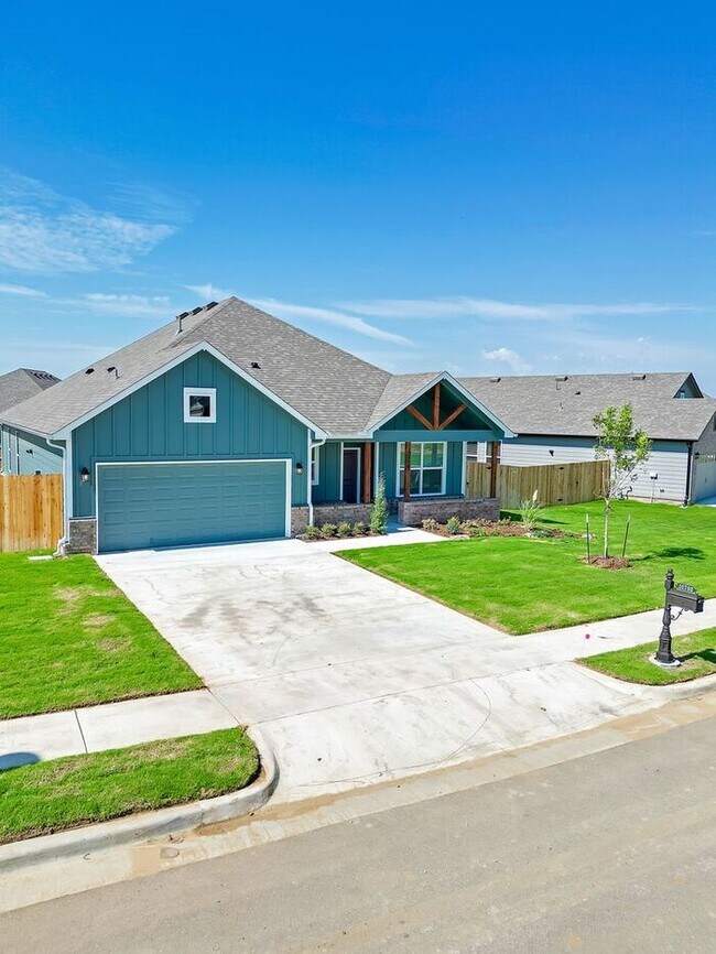Building Photo - 4/2/2 Dream Home in Owasso!