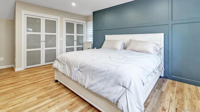 Building Photo - 120 Promenade Dr