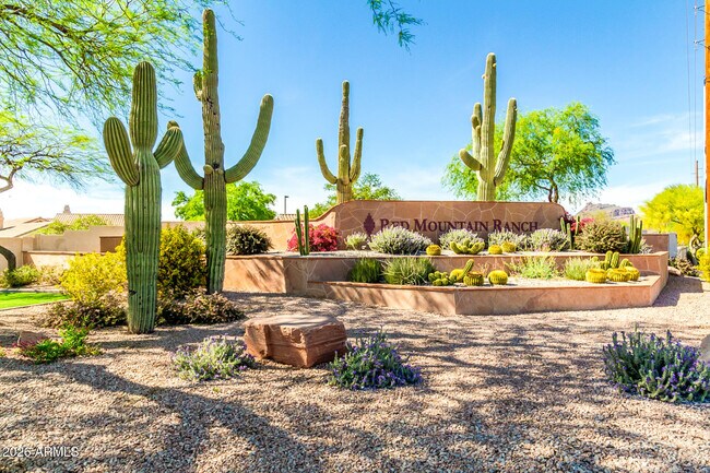 Building Photo - 6540 E Redmont Dr