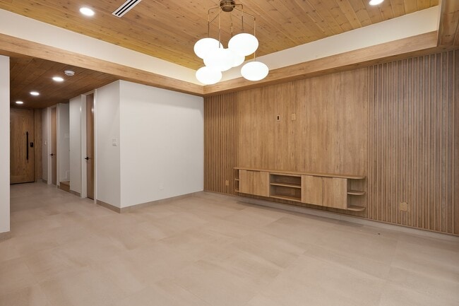 Building Photo - Carey Estates Lot 11