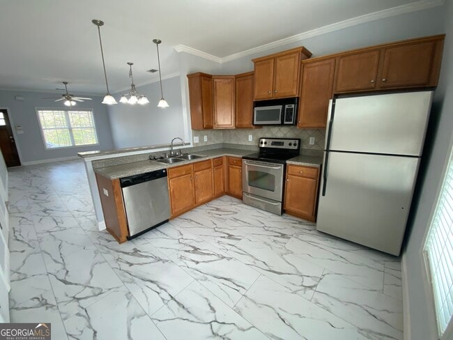 Building Photo - 417 Whitehall Rd