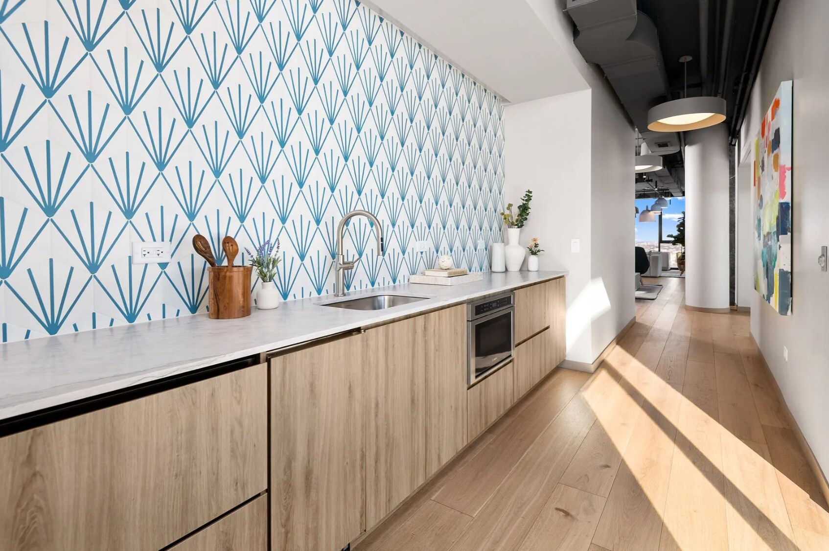 Building Photo - 710 S Seeley St