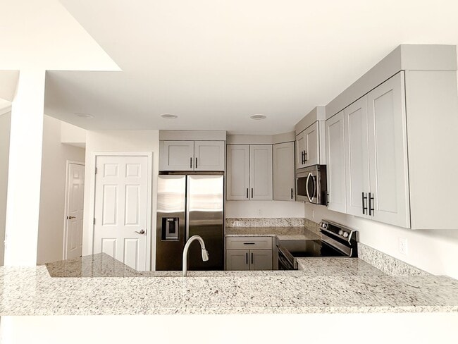 Building Photo - 229 Cothran Rd