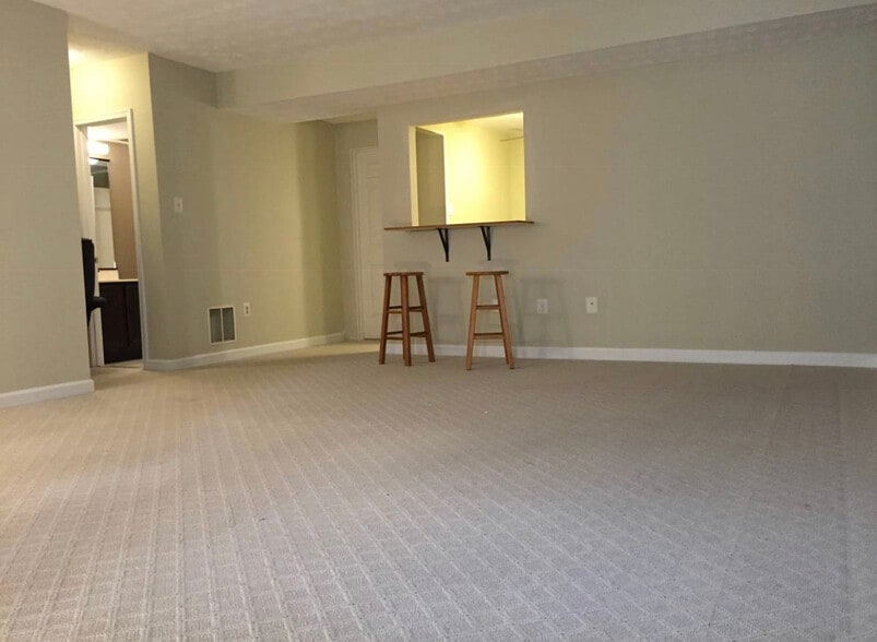 Building Photo - 4609 Luxberry Dr