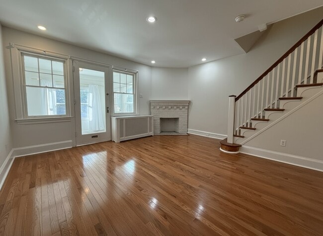 Building Photo - 51 E Montana-