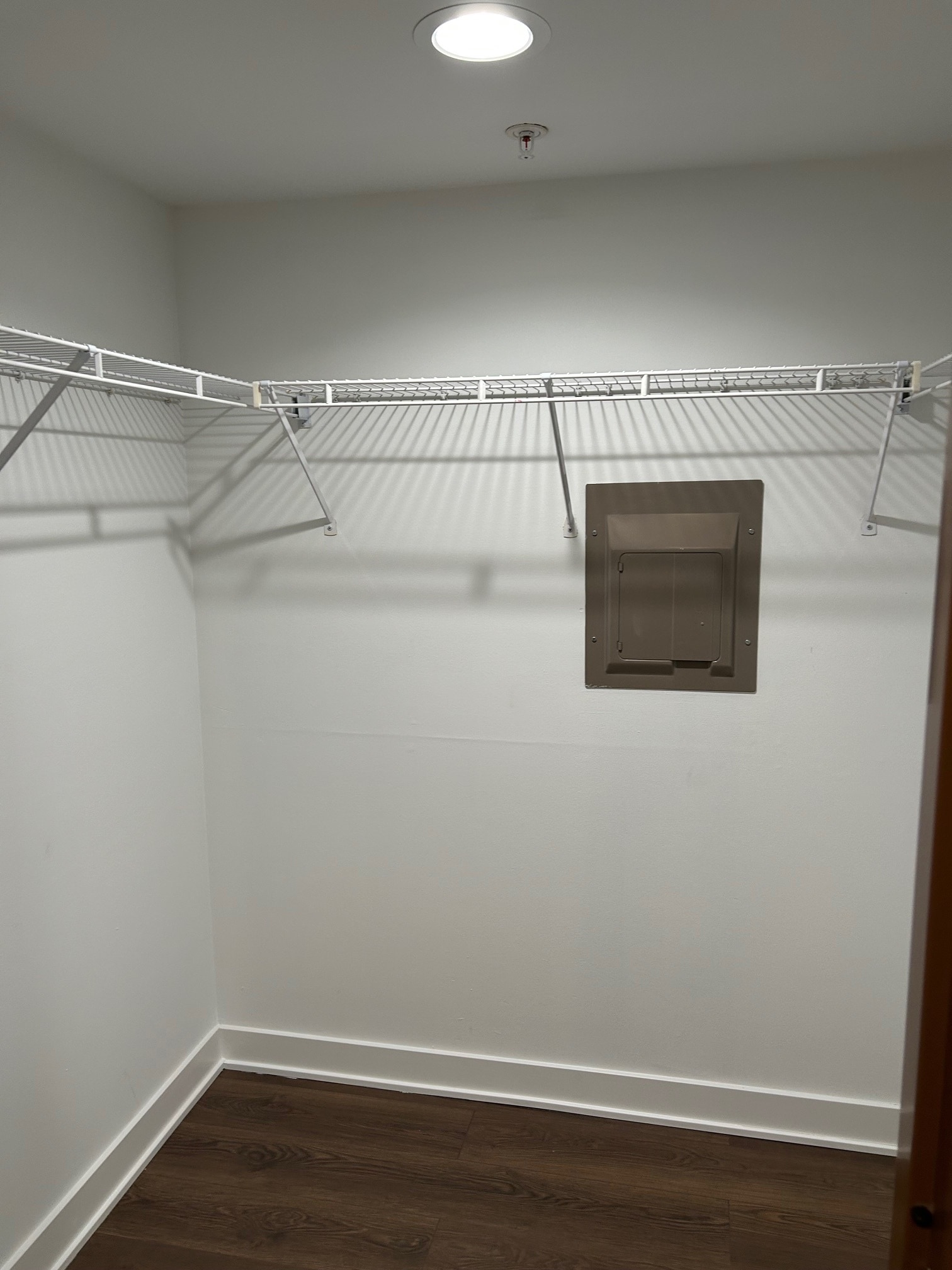 Bedroom 1 Walk -In-Closet - 1526 N River West Ct