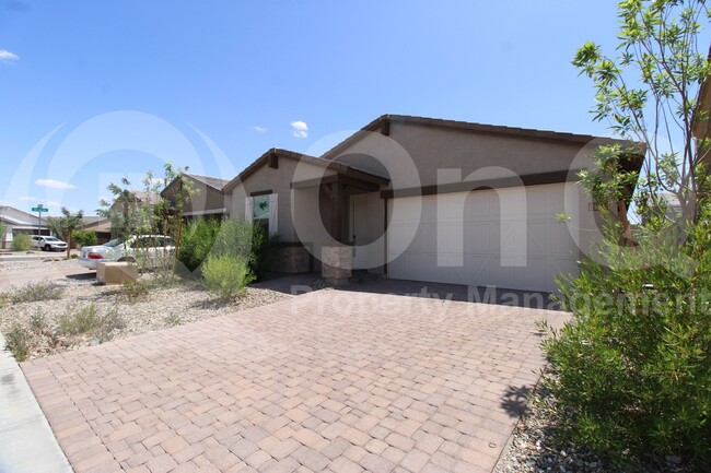 Building Photo - 12581 W Daley Ln