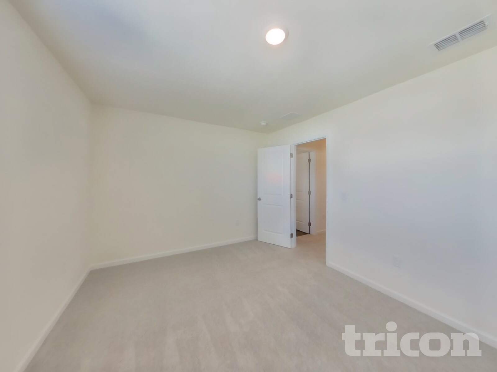 Building Photo - 1066 Large Poppy Dr