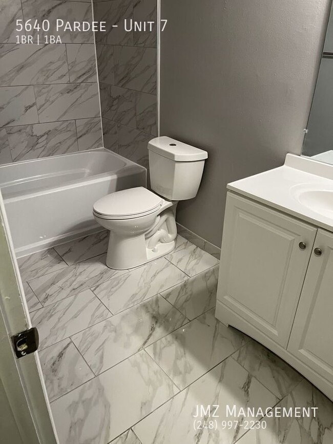 Building Photo - 5640 Pardee-Unit 7