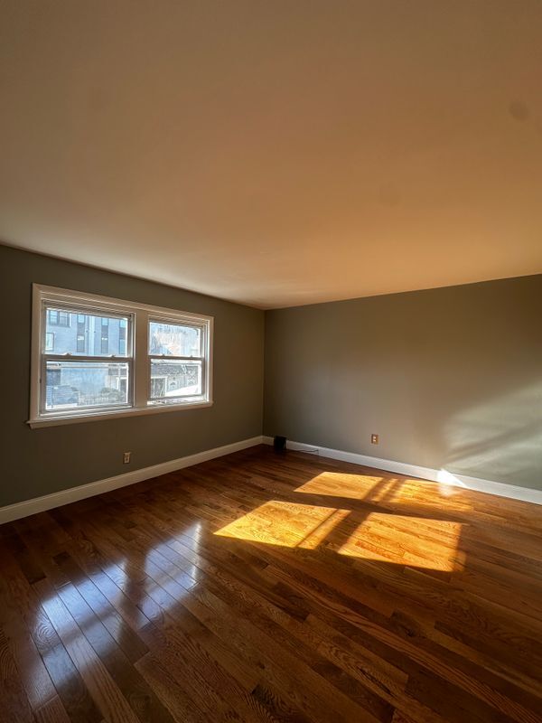 Building Photo - 1316 E Berks St
