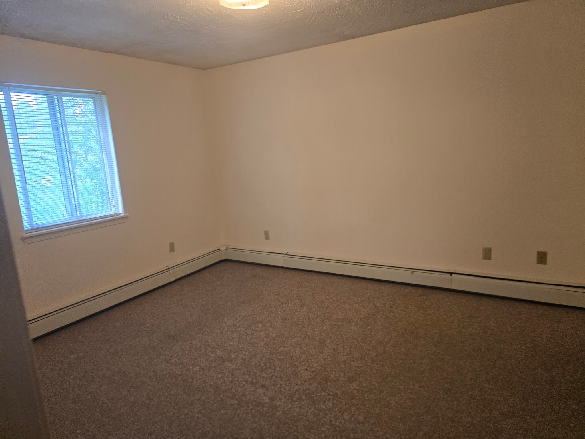 Bedroom - 142 Spruce St