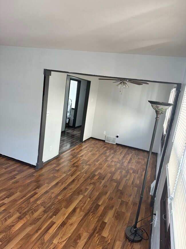 Building Photo - 1961 S 57th St