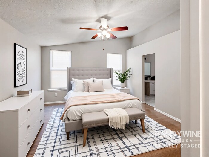 Building Photo - 4400 Westchester Ct