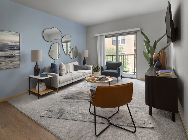 Primary Photo - The Junction