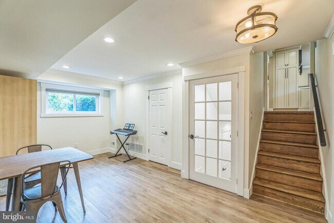 Building Photo - 76 S Forge Manor Dr