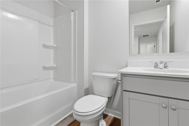 Building Photo - 48 Berryville Dr