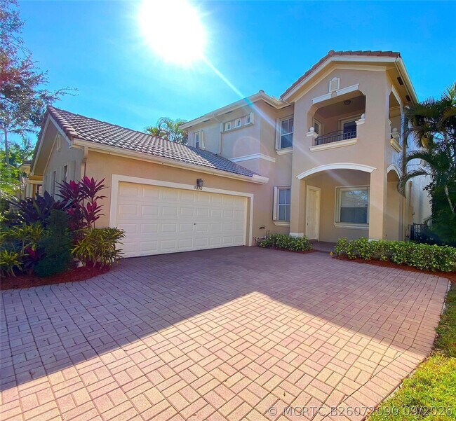 Building Photo - 5830 NW 119th Dr