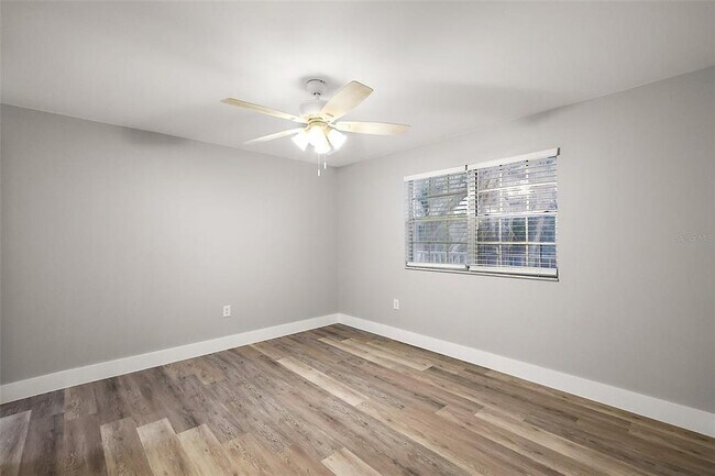 Building Photo - 420 S Palmetto St