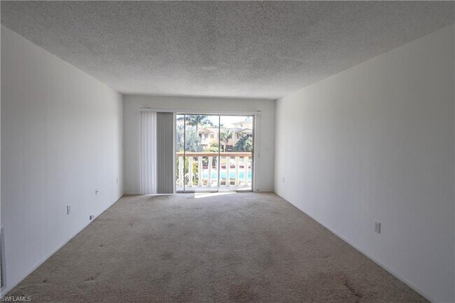 Building Photo - 3704 Broadway-