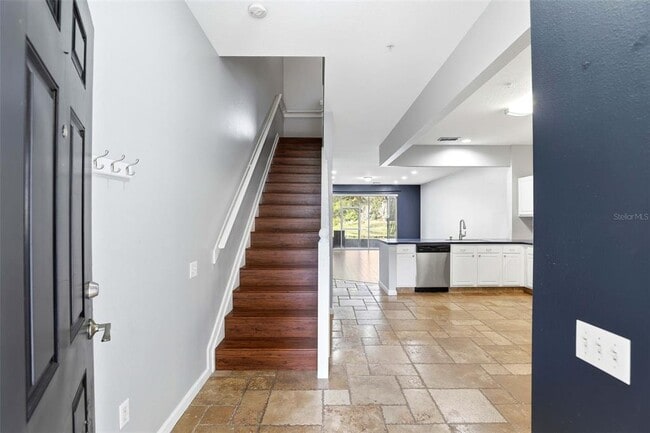 Building Photo - 6235 Goethe St