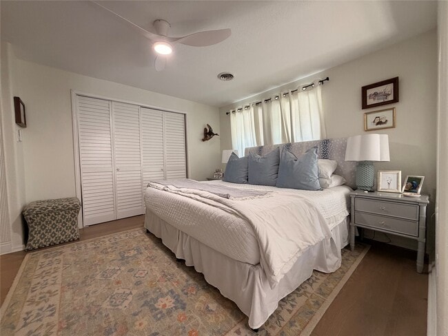 Building Photo - 5522 Avenue O 1/2