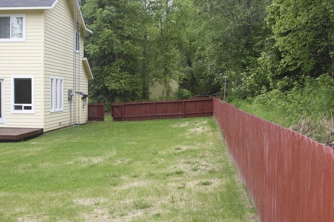 Building Photo - 3 Bedroom Chugiak Home w/ Fenced Yard!
