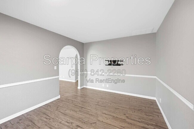 Building Photo - 9311 E 95th Pl