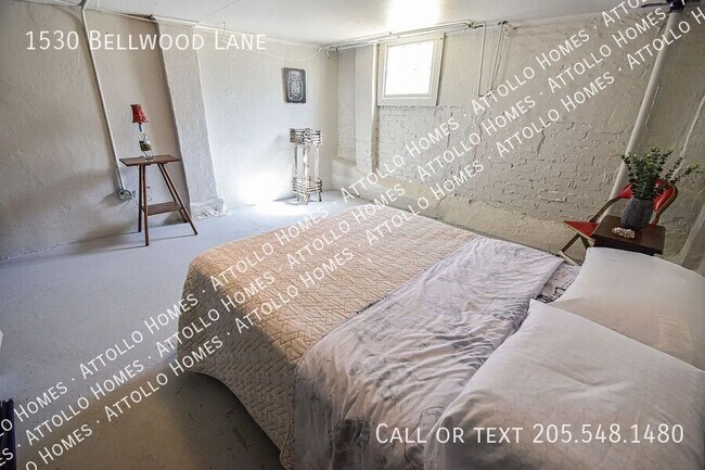 Building Photo - 1530 Bellwood Ln