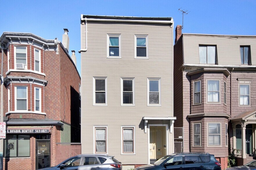 Building Photo - 58 Bennington St