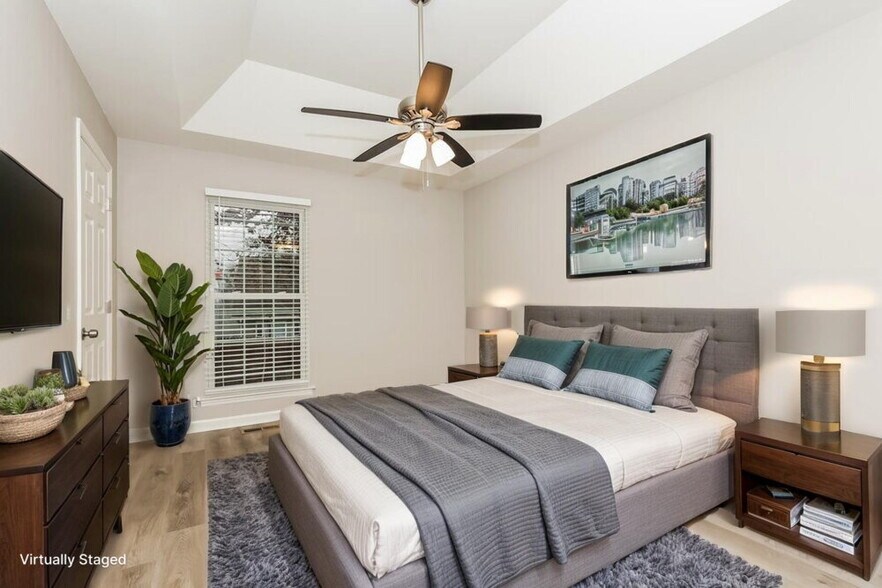 Building Photo - 208 Legend Ct