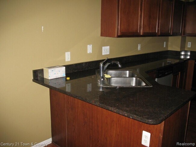 Building Photo - 180 Legacy Park Cir