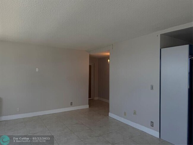 Building Photo - 345 N Fort Lauderdale Beach Blvd