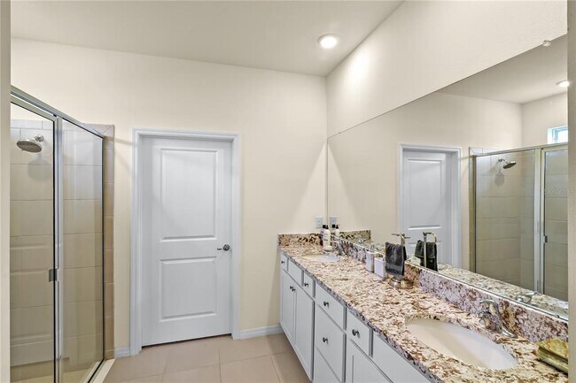 Building Photo - 6345 SW 88th Loop