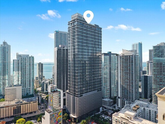 Building Photo - 1000 Brickell Plaza