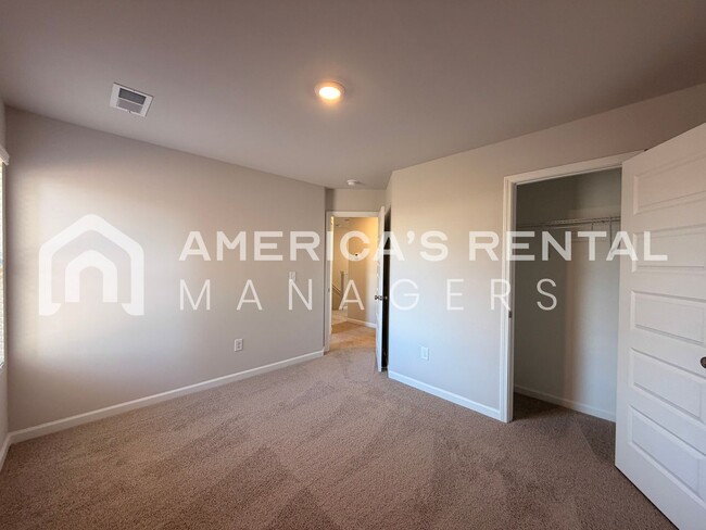 Building Photo - One-Month Free Move-in Special! Modern New Construction Townhouse in Lincoln, AL! Sign a 13-month...