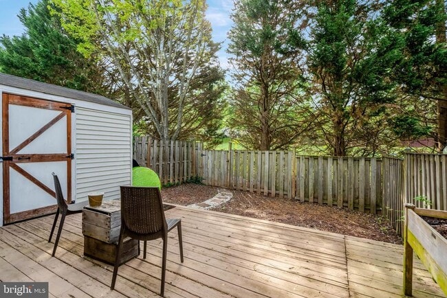 Building Photo - 14831 Basingstoke Loop