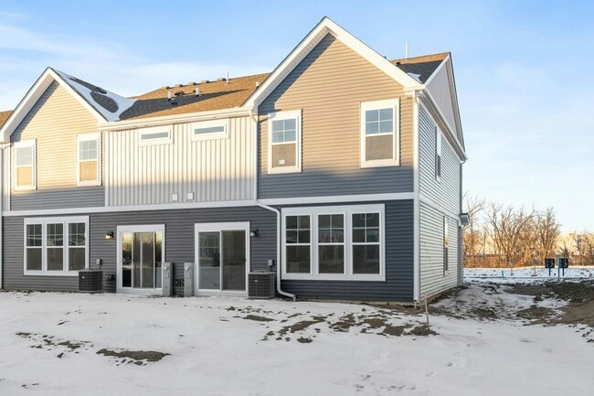 Building Photo - 16531 Golden Vly Ln