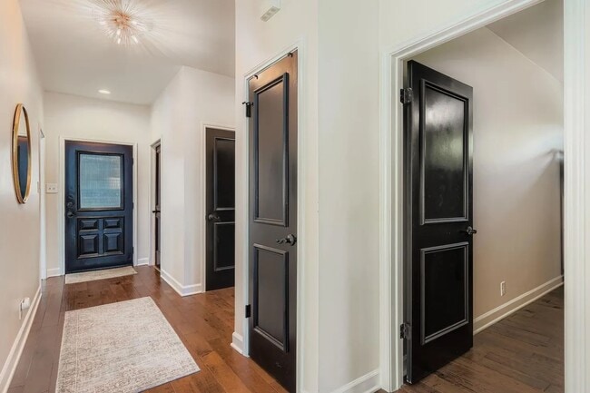 Building Photo - 3605 Fawn Creek Path