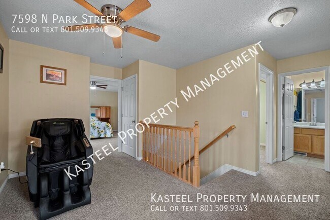 Building Photo - 7598 N Park St