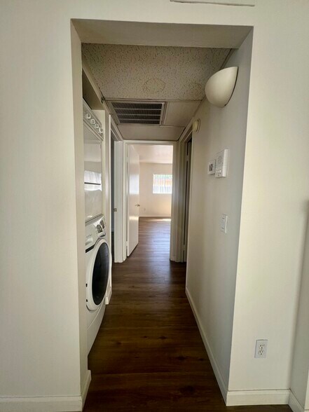 Hallway Amenities - 740 Alfred N St