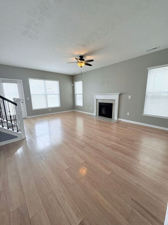 Building Photo - Charming 3 beds 2.5 bath in Blacklick!