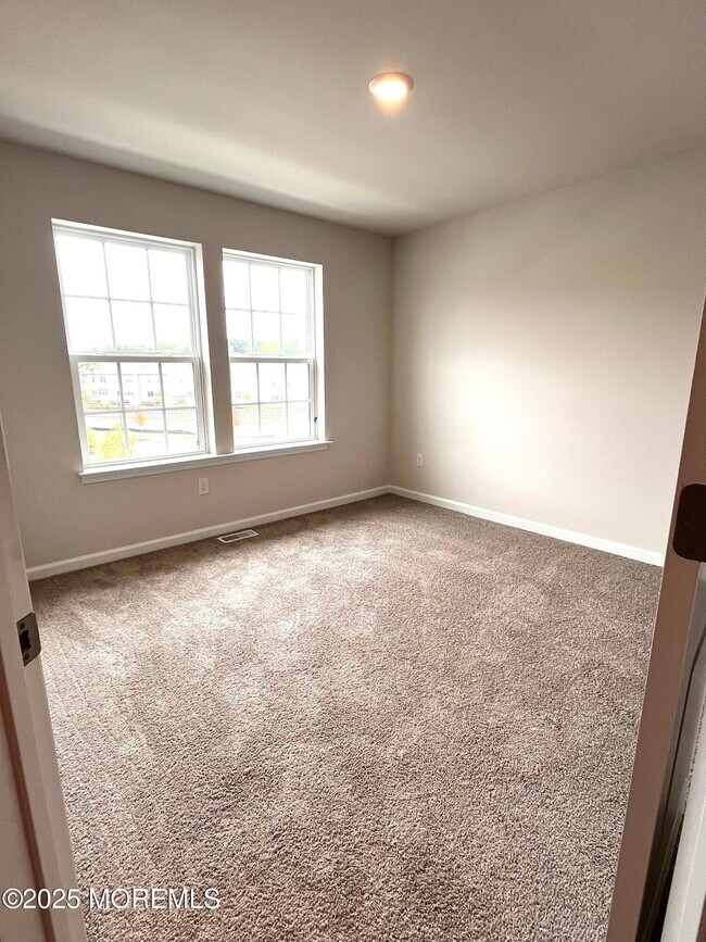 Building Photo - 20 Rothbury Ct