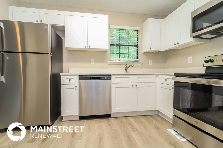 Building Photo - 117 Westwood Dr