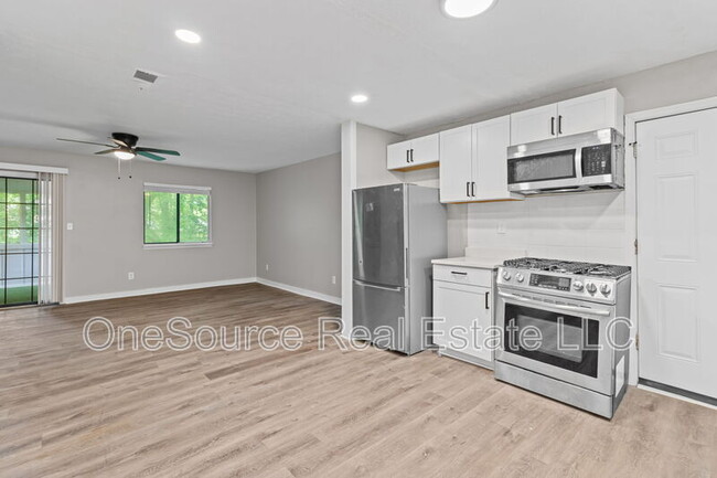 Building Photo - 4357 Denise Dr