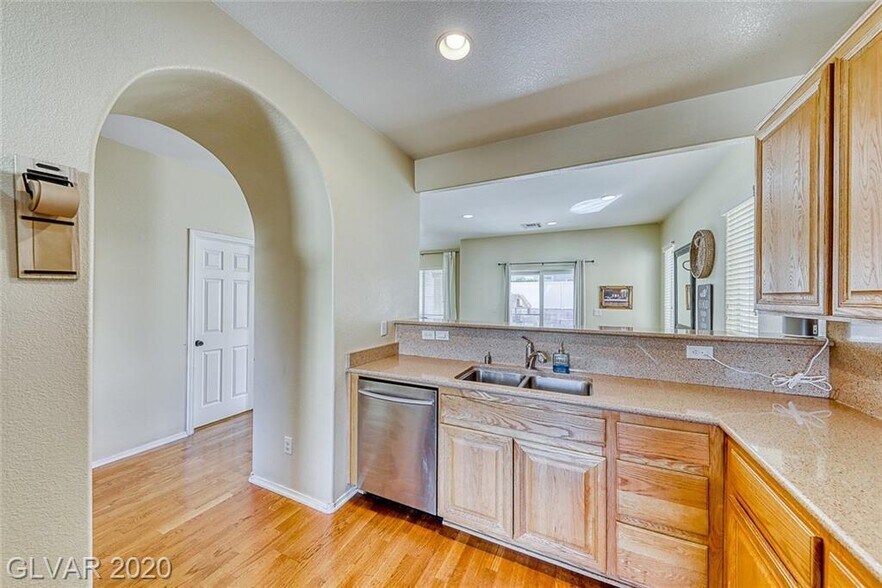 Building Photo - 1049 Garnet Ridge Ct