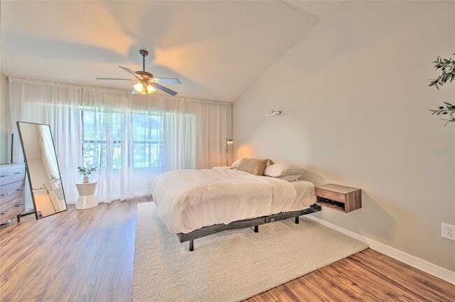 Building Photo - 11808 13th Way N