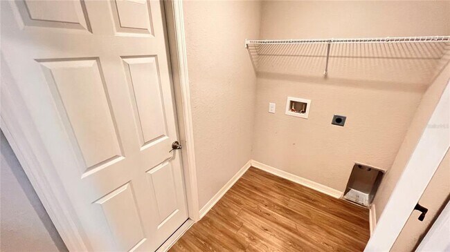 Building Photo - 1097 SILAS St
